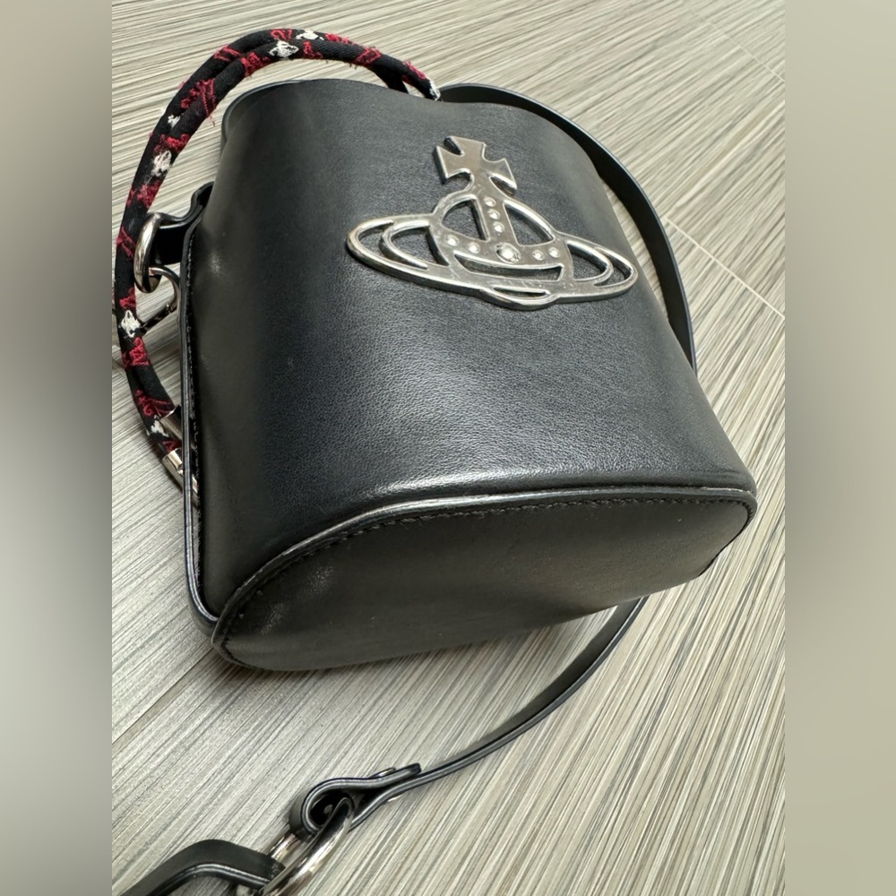 Vivienne Westwood bucket bag crossbody shoulder bag handbag removable strap - Picture 7 of 16